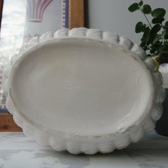 Porcelain Decorative Fruit Basket - Picture 13 of 13